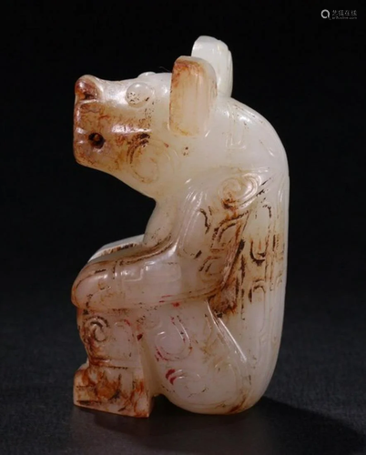 ANTIQUE JADE CARVED BEAST PENDANT