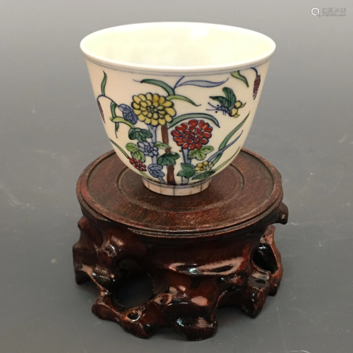 Chinese Doucai 'Flower' Cup, Chenghua Mark