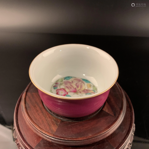 Chinese Famille Rose Small Bowl