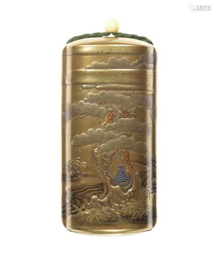 A gold-lacquer five-case inro By Ippusai, 19th century