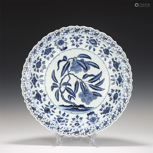 A CHINESE BLUE AND WHITE FLOWERS-&-FRUITS PORCELAIN