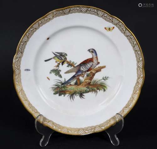 SWANSEA PORCELAIN PLATE - EXOTIC BIRDS probably London decor...