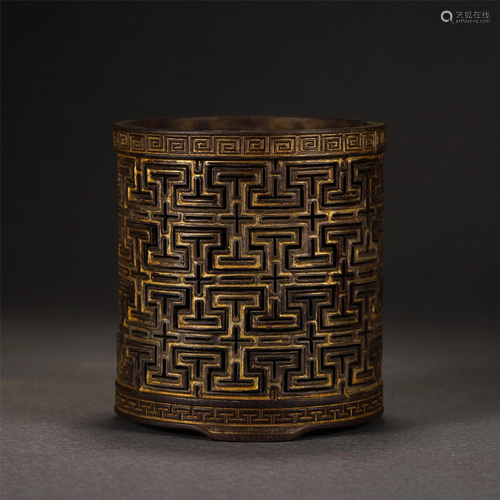 A CHINESE GOLD PAINTED HARDWOOD BRUSH POT