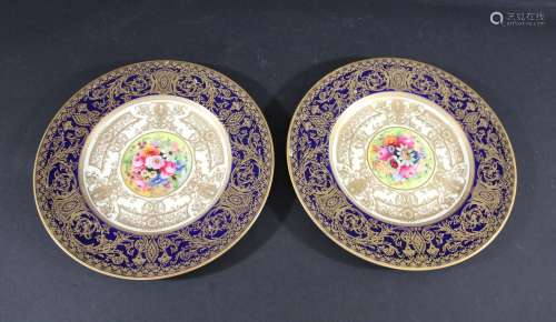 PAIR OF ROYAL WORCESTER CABINET PLATES - E PHILLIPS & W H AU...