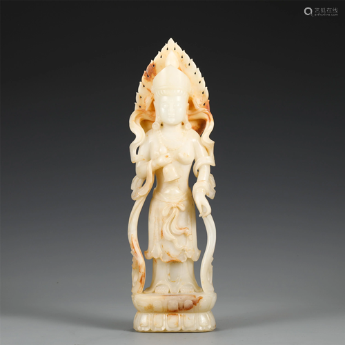 A CHINESE JADE CARVED FIGURINE OF BUDDHA GUANYIN