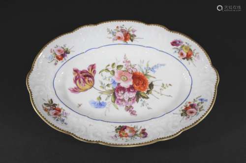 NANTGARW PORCELAIN DISH of oval form painted with a variety ...