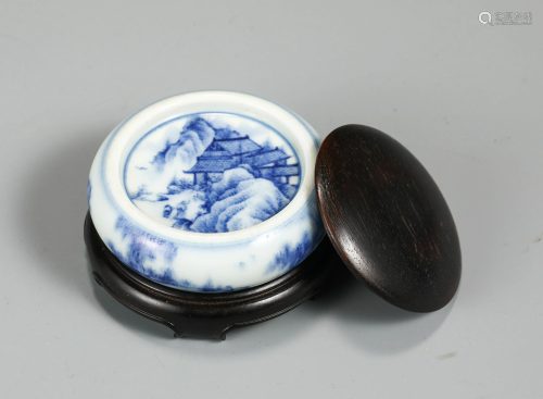A CHINESE BLUE AND WHITE PORCELAIN INK PASTE BOX