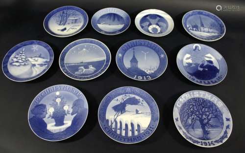 EARLY ROYAL COPENHAGEN CHRISTMAS PLATES including 1909 and 1...
