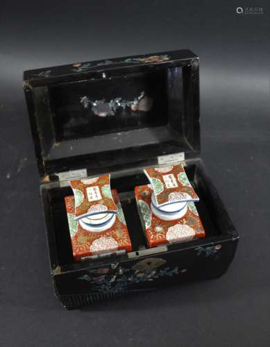 JAPANESE EXPORT LACQUERED BOX & PORCELAIN FLASKS & STOPPERS ...