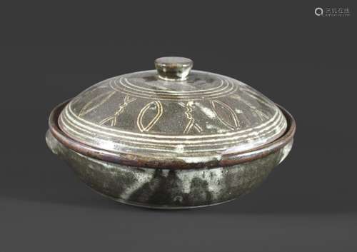 LARGE ABUJA STUDIO POTTERY TUREEN - LADI KWALI (1925-1984) a...