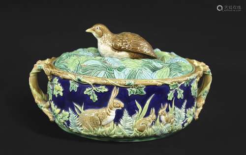 GEORGE JONES MAJOLICA GAME PIE DISH the lid modelled as a ne...