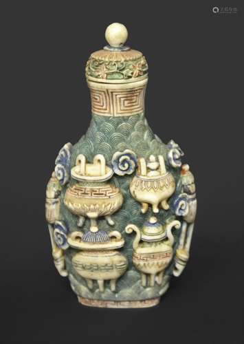 CHINESE STAINED IVORY SNUFF BOTTLE & STOPPER Qing Dynasty, l...