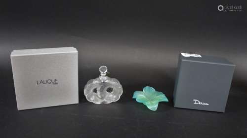 BOXED LALIQUE SCENT BOTTLE a modern Lalique boxed scent bott...