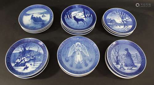 ROYAL COPENHAGEN CHRISTMAS PLATES a collection of Christmas ...