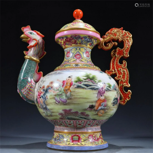 A Chinese Enamel Glazed Porcelain Wine Pot