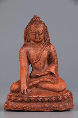A CLAY SAKYAMUNI BUDDHA STATUE
