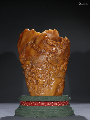 A Carved Tianhuang Stone Dragon Patterned Brush Pot