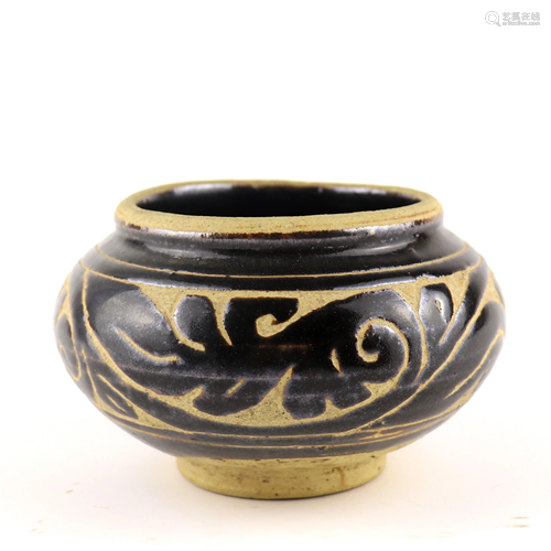 A Chinese Black Glazed Porcelain Jar