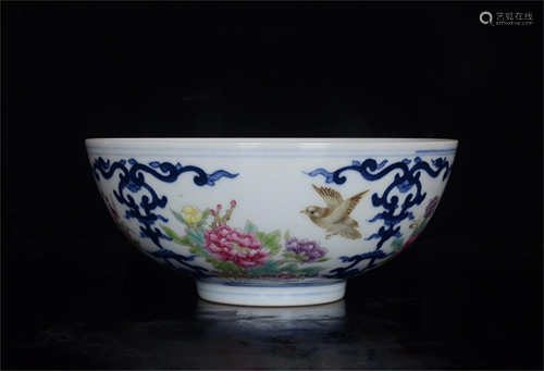 A Famille Rose Porcelain Flower and Bird Patterned Bowl