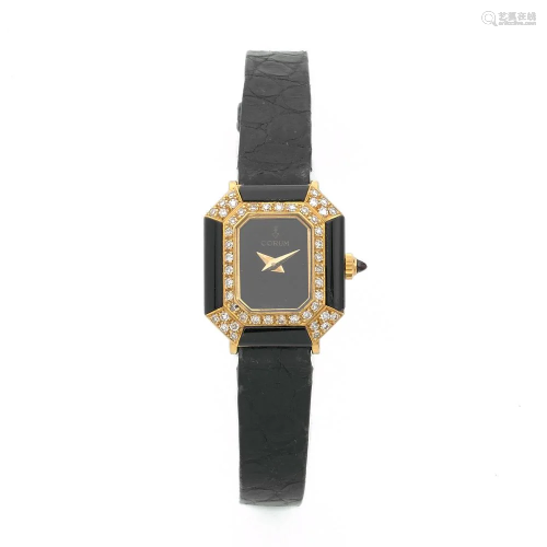 CORUM Petite montre bracelet de dame en or jaune 18K,