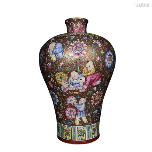 PAINTED ENAMEL 'CHILDREND AT PLAY' MEIPING VASE