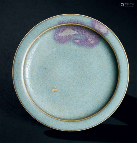 宋代（960～1279） 钧窑紫斑盘