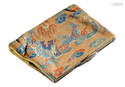 清代（1644～1911） 缂丝龙凤纹钱包