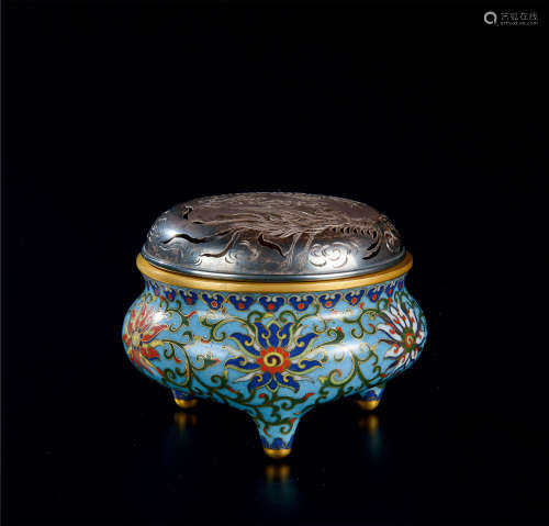 清乾隆（1736～1795） 铜掐丝珐琅缠枝莲纹三足香炉