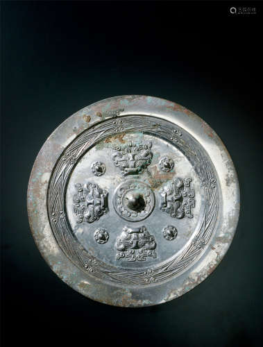 汉代（B.C.206～A.D.220） 四叶龙头铜镜