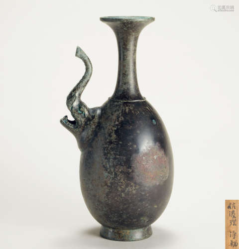 唐代（618～907） 铜象首净瓶