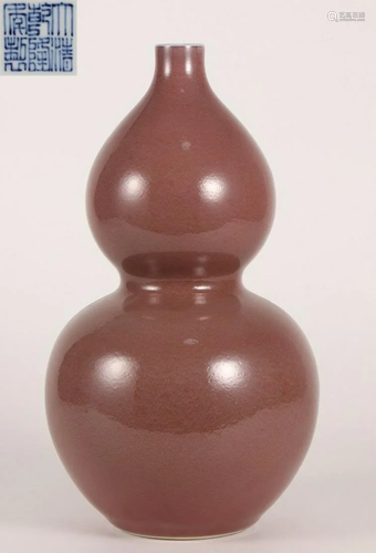 QIANLONG MARK RED GLAZE GOURD VASE