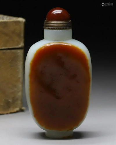 HETIAN JADE POETRY PATTERN SNUFF BOTTLE