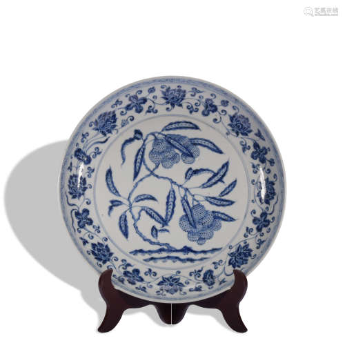 A blue and white 'floral' dish