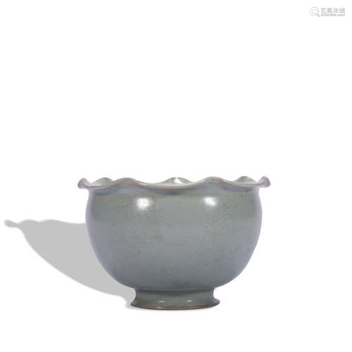 A celadon-glazed wahser