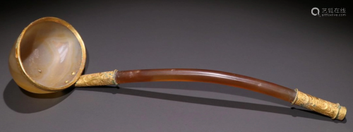 AGATE WITH GILT SILVER SPOON