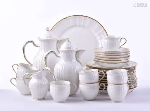 Konvolut KPM Rocaille | A group of porcelain KPM Rocaille