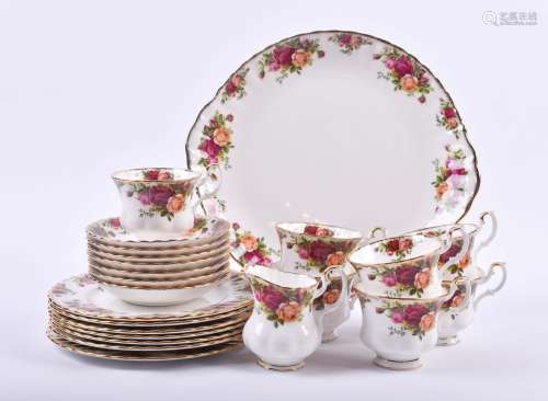 Konvolut Royal Albert | A group of porcelain Royal Albert