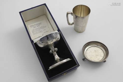 AN ELIZABETH II LIMITED EDITION REPLICA OF THE 