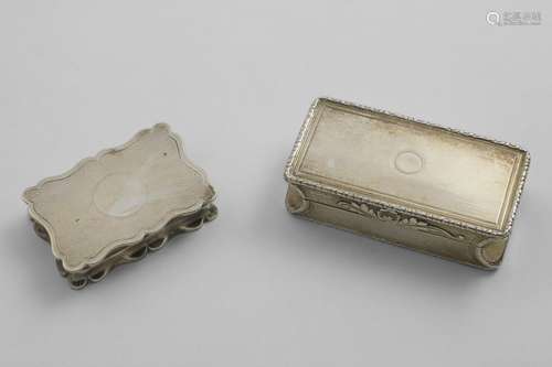 A WILLIAM IV RECTANGULAR SNUFF BOX with engine-turned decora...