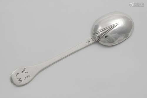 A WILLIAM & MARY SCOTTISH TREFID SPOON with a thread-bordere...