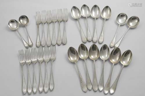 A MID 20TH CENTURY PART CANTEEN OF BEAD PATTERN FLATWARE wit...