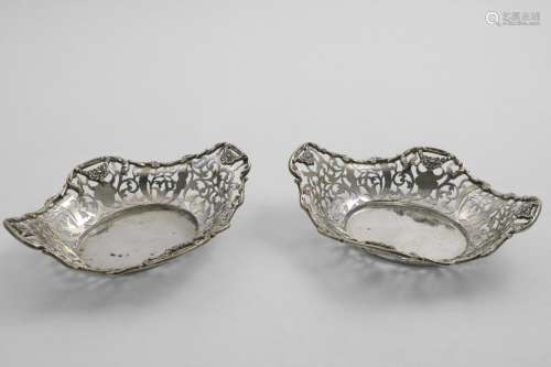 A PAIR OF EDWARDIAN-SHAPED OVAL BONBON DISHES with applied b...