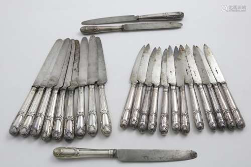 A GEORGE III SET OF TEN TABLE KNIVES with steel 