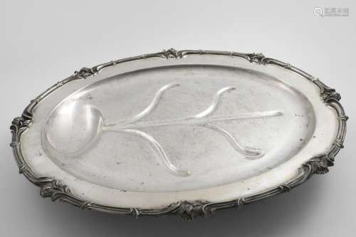 A TRANSITIONAL PERIOD ELECTROPLATED OVAL MEAT DISH with a 