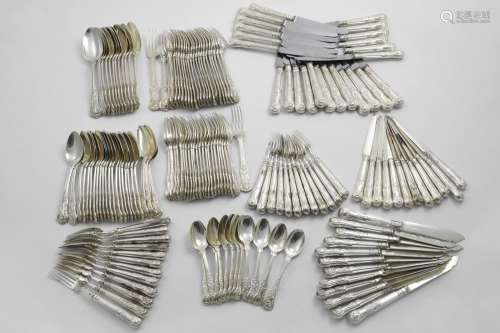 A COLLECTED OR HARLEQUIN CANTEEN OF QUEEN'S PATTERN FLATWARE...