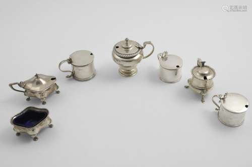 A PAIR OF ELIZABETH II DRUM MUSTARD POTS with shell tumbpiec...