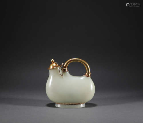 Liao Dynasty - Hetian Jade and Silver Gilt Leather Pouch