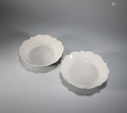 Liao Dynasty - A Pair of Ding Kiln Dishes
