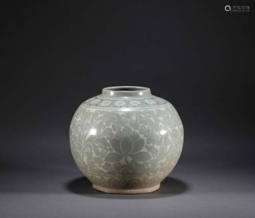 Song Dynasty - Celadon Jar with Carved Patterns