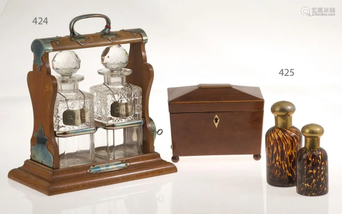 Lot of tea box and two glass jars